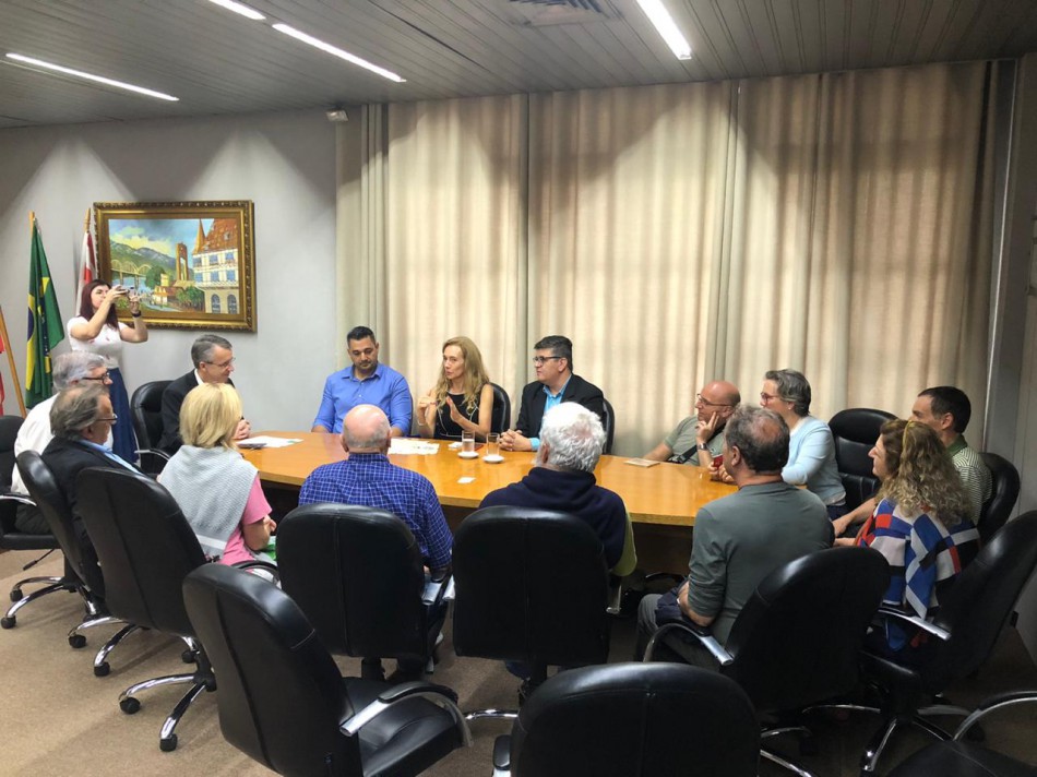 Comitiva italiana visita Blumenau em busca de parcerias