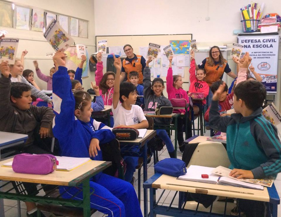 Defesa Civil na Escola vai para a EBM Francisco Lanser