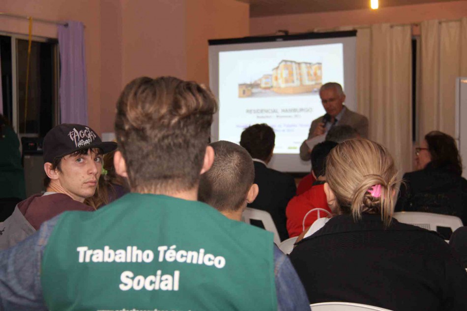 Município inicia Trabalho Técnico Social no Residencial Hamburgo 