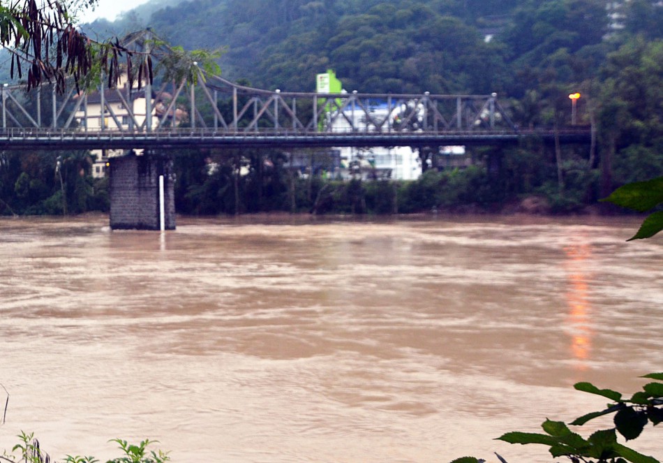 Nova medição aponta Rio Itajaí-Açu 13 centímetros mais baixo
