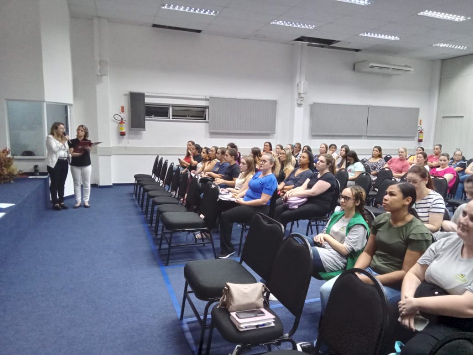 Educação finaliza formação de profissionais das OSCs e da rede privada de ensino credenciadas ao município