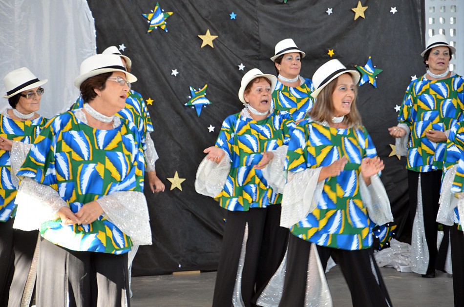 Festival de Dança Sênior agita o Parque Vila Germânica