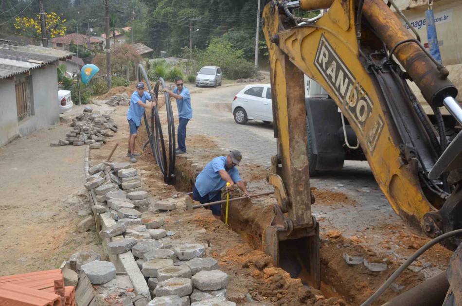 Samae beneficia moradores da Coripós e Salto Weissback 