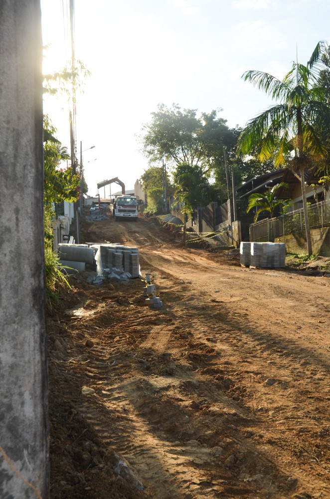 Prefeitura assina ordens de serviço para pavimentações na Velha