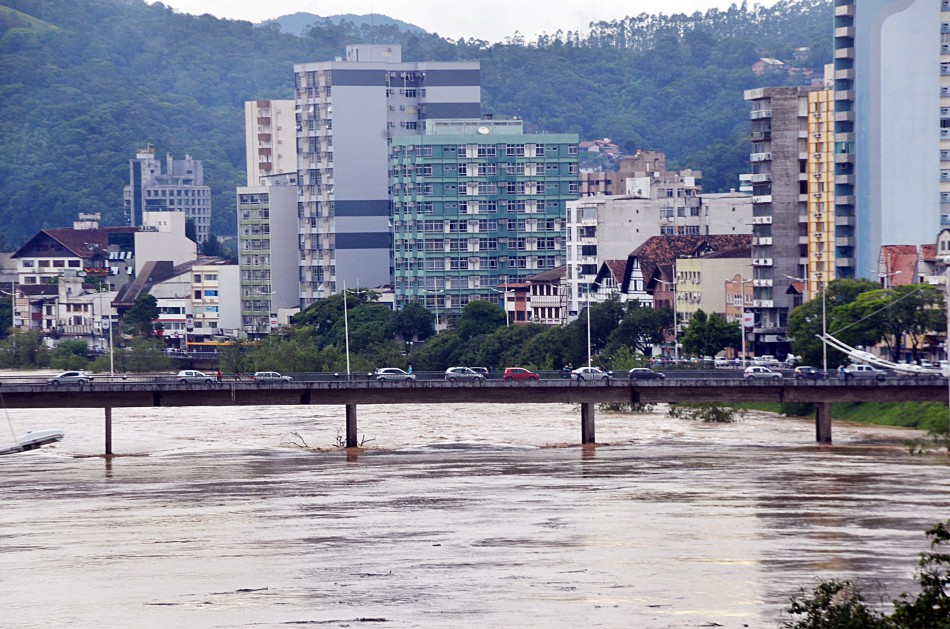 Ocorrências em função das chuvas chegam a 95 em Blumenau