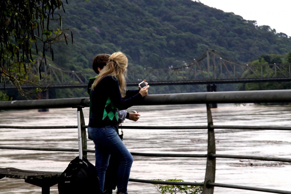 Nível do Rio Itajaí-Açu segue baixando e aponta 8,58 metros às 17h