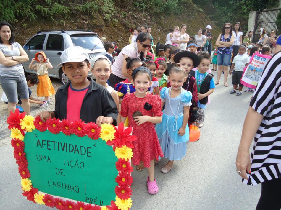 CEI Pedro Kraus promove Desfile da Primavera nesta quarta