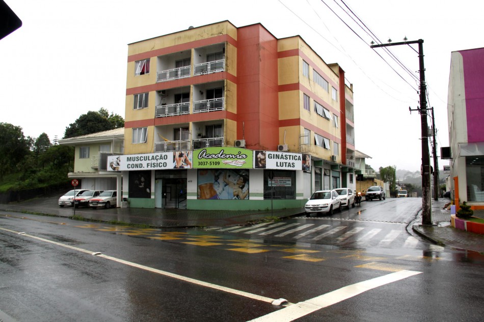 Planejamento estuda alteração de trânsito na rua Santa Efigênia
