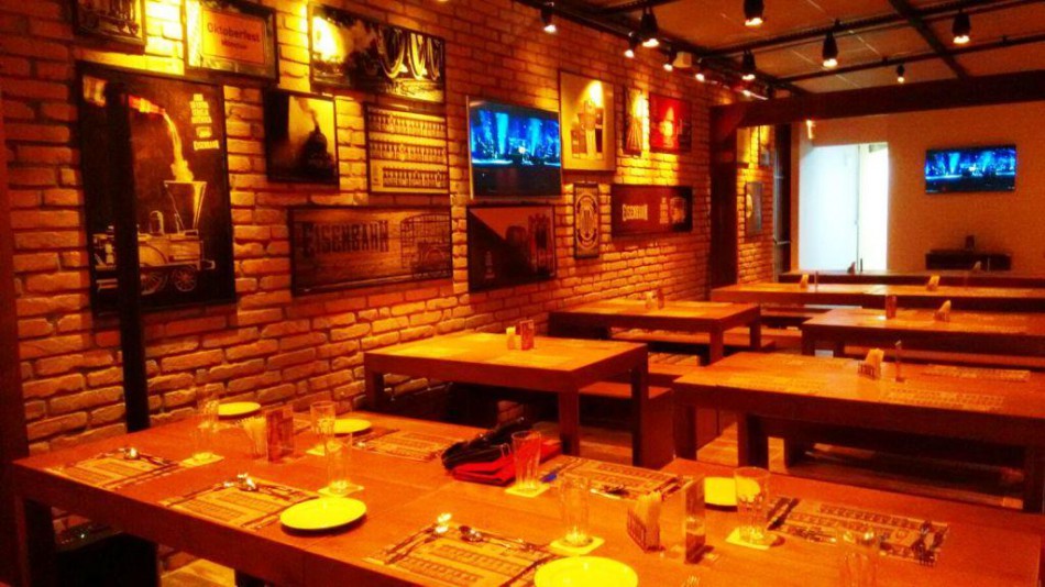 Parque Vila Germânica ganha novo restaurante - o Eisenbahn Bierhaus