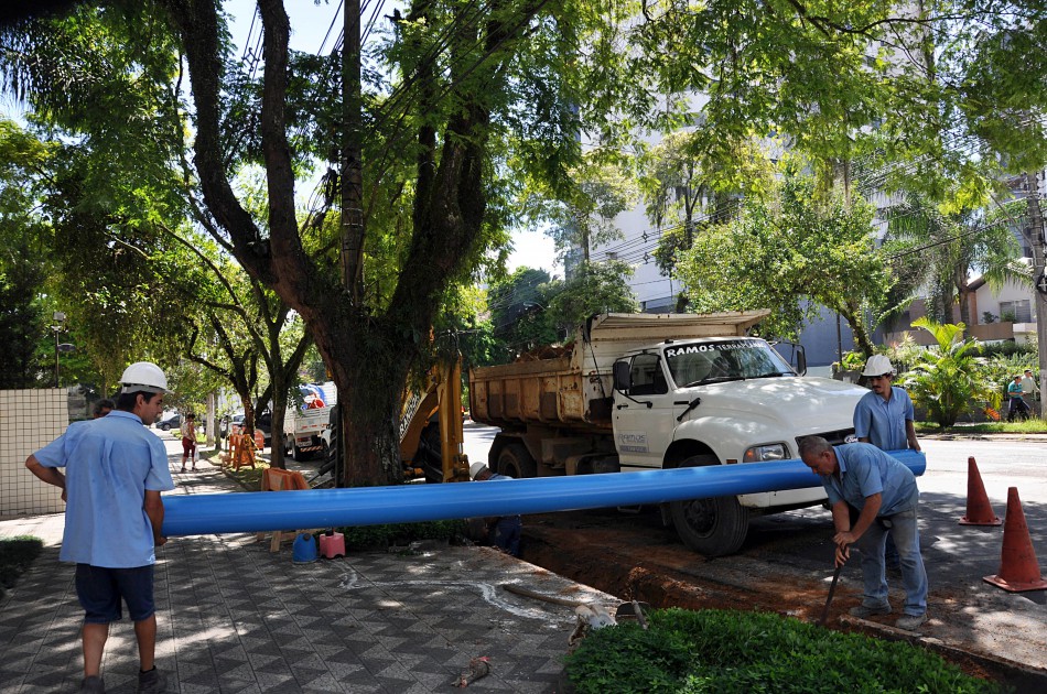 Samae substitui rede de abastecimento na Alameda Rio Branco