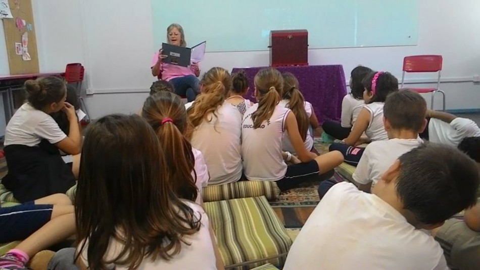 Histórias Bilíngues voltam em março à Vila Itoupava