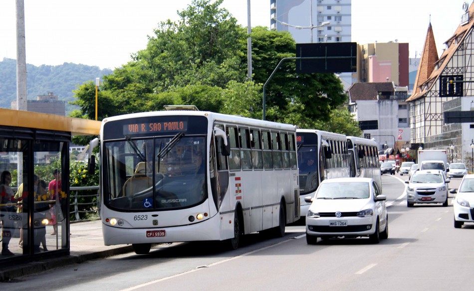 Transporte coletivo opera com 79 linhas a partir desta terça-feira, dia 9