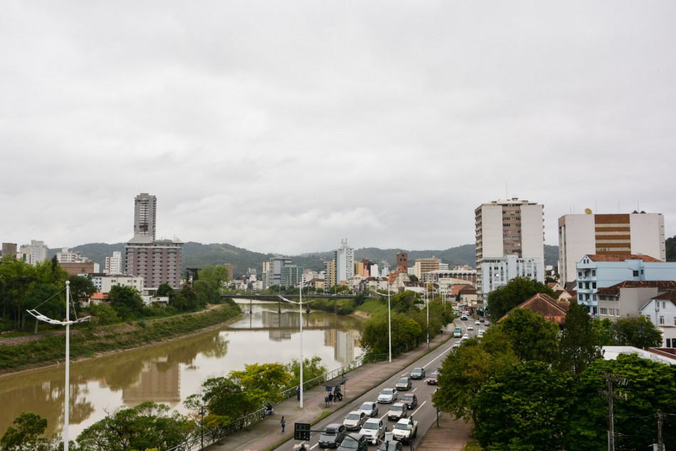 Novembro terá temperaturas baixas e chuva abaixo da média