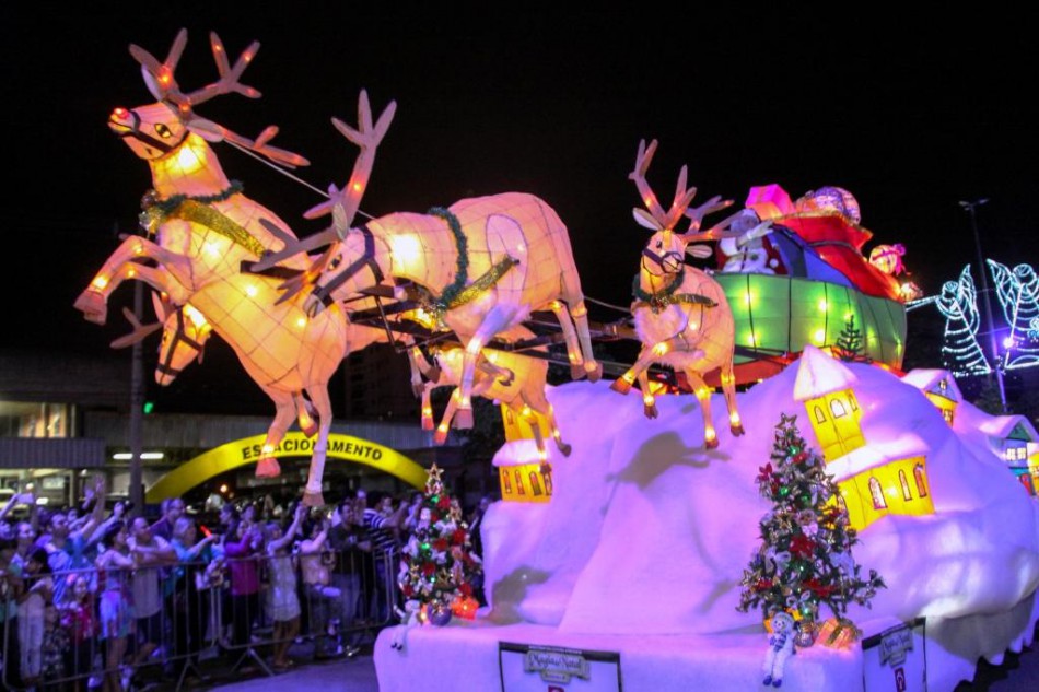 Vila de Natal recebe quase 16 mil pessoas neste fim de semana