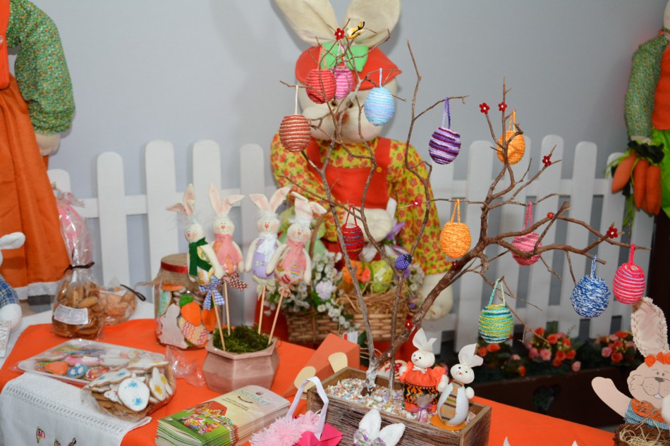 Público lota primeiro dia da Osterdorf, a Vila de Páscoa de Blumenau