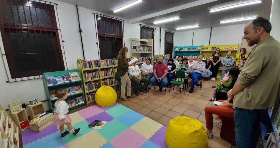 Biblioteca Fritz Müller apresenta espaço de leitura para bebês