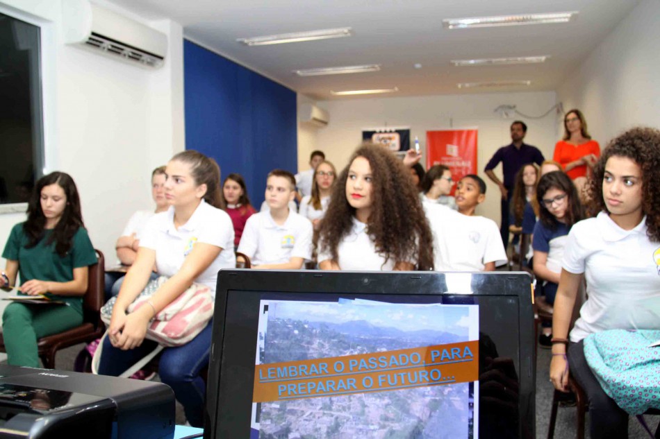 Vereadores mirins conhecem a Defesa Civil de Blumenau