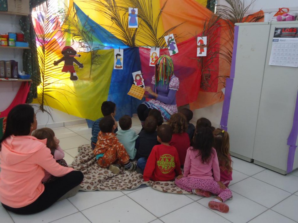 CEI Maike Andresen Deeke promove Circuito Literário 