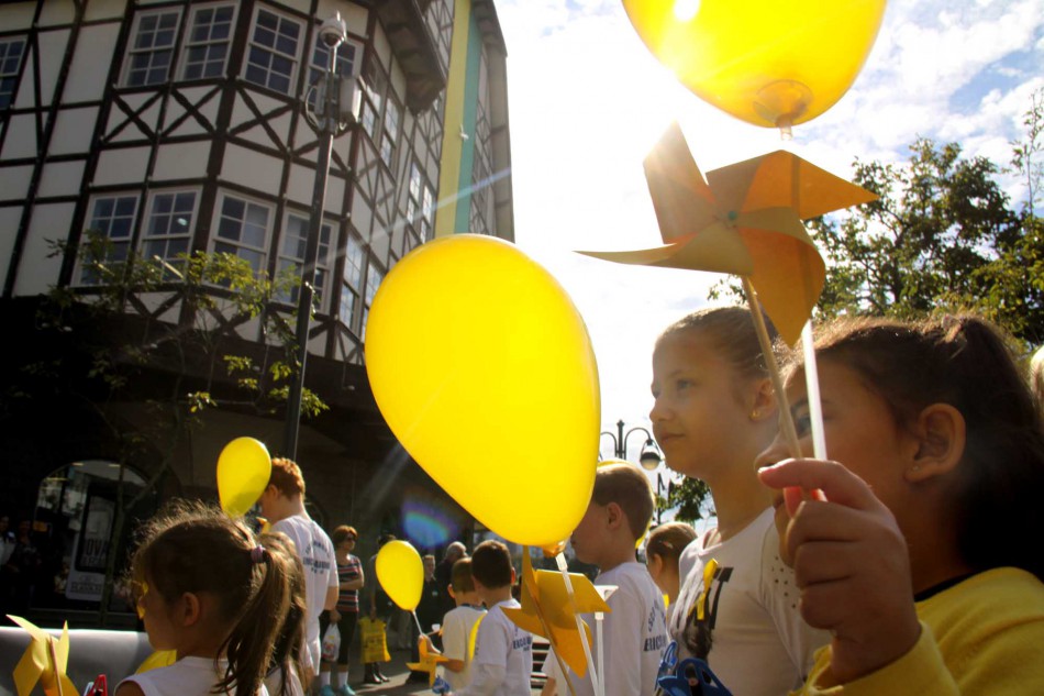 Evento marca o início da programação do Maio Amarelo em Blumenau