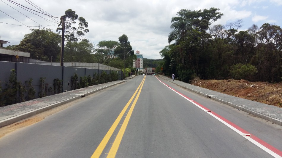 Prefeitura entrega quatro novas obras à comunidade da região Norte