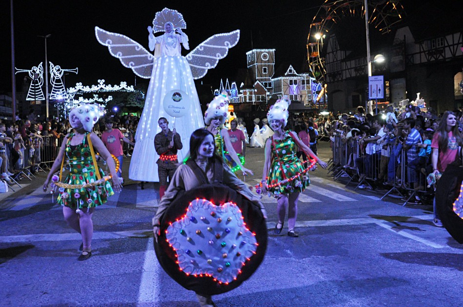 Magia de Natal irá recolher doações para Tubarão