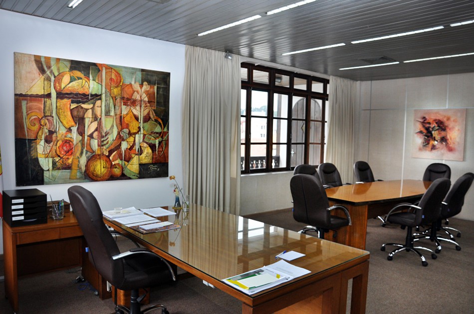 Gabinete do Prefeito recebe exposição de obras do MAB