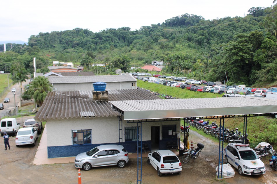 Prefeitura lança edital de licitação para concessão do pátio de veículos da SMTT
