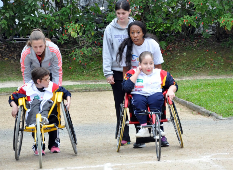 Paradesporto Escolar seleciona atletas para competir no Parajesc