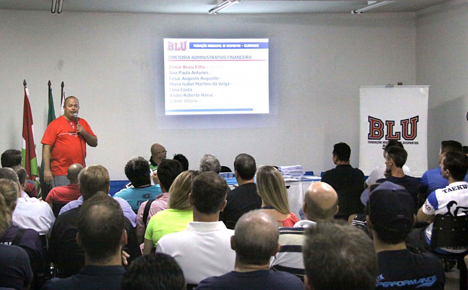 FMD apresenta nova diretoria para técnicos e dirigentes
