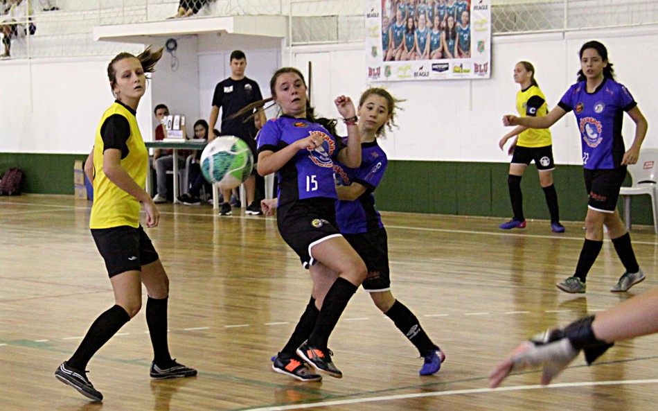 Futsal define os classificados para o microrregional dos Jogos Escolares
