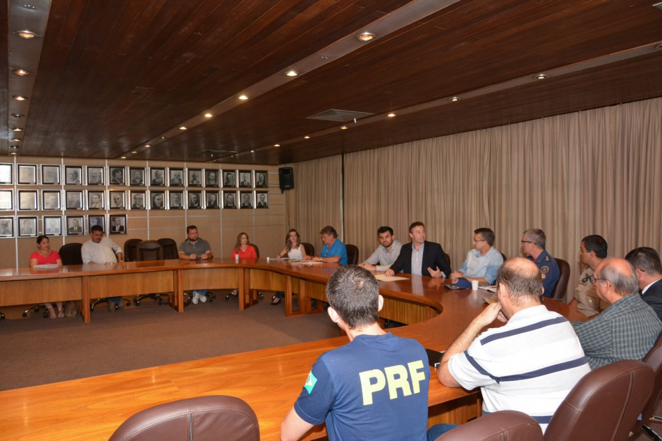 Segurança pública em Blumenau é tema de reunião na Prefeitura