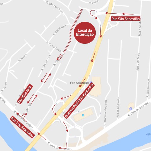 Rua São João segue com obras de implantação da rede de esgoto
