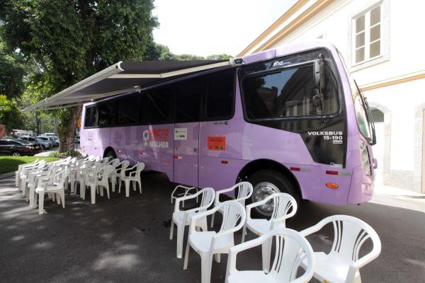Blumenau recebe unidade móvel do programa Mulher, Viver Sem Violência