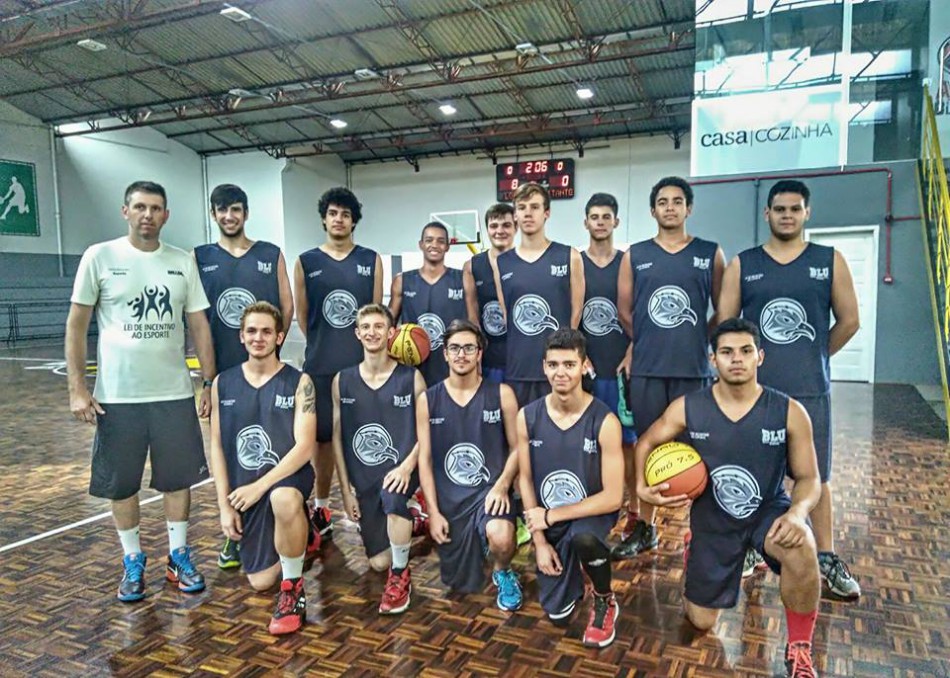 Basquete sub-19 masculino estreia no Campeonato Catarinense