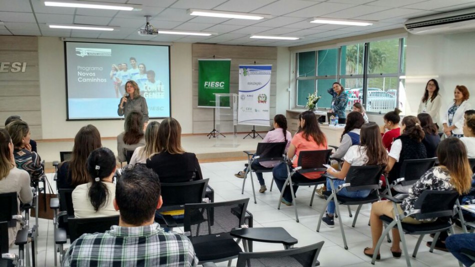 Jovens iniciam no Programa Novos Caminhos