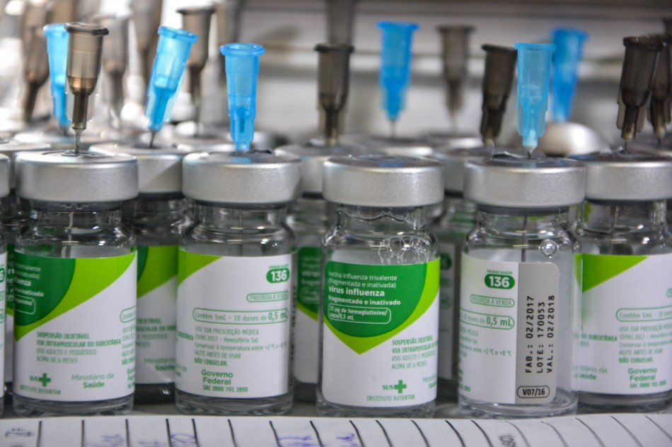 Ambulatórios terão horário de vacinação ampliado para vacina da gripe