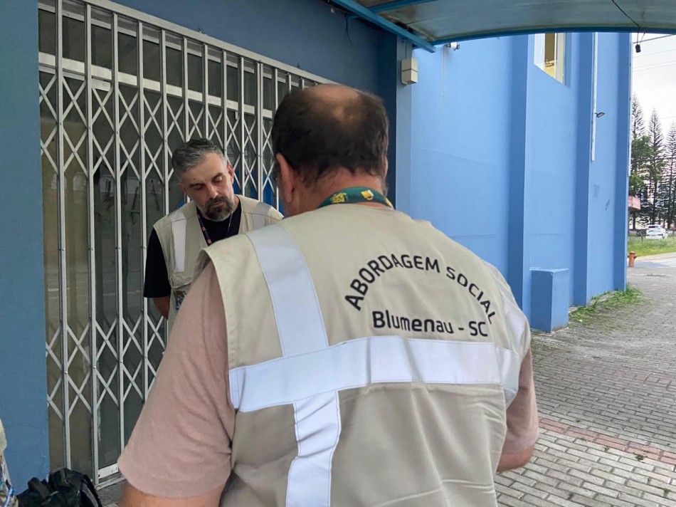 Ações de zeladoria urbana ocorrem nesta semana