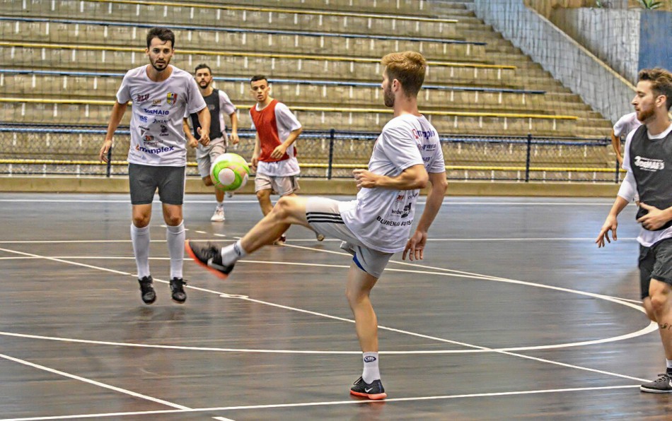 Blumenau Futsal enfrenta Mafra fora de casa pelo Campeonato Catarinense