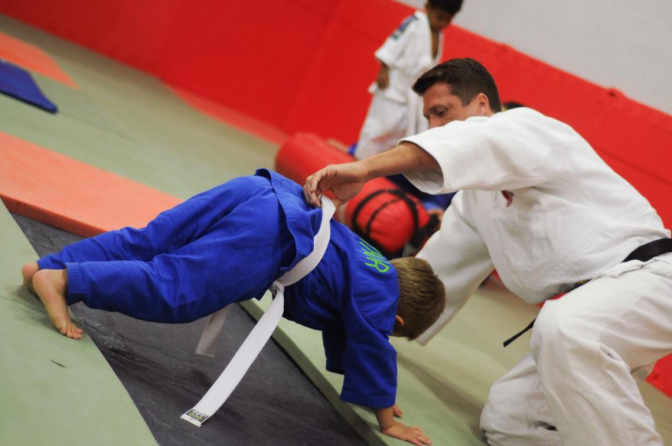 Técnico de judô de Blumenau participa de seletivo para capacitação no Japão