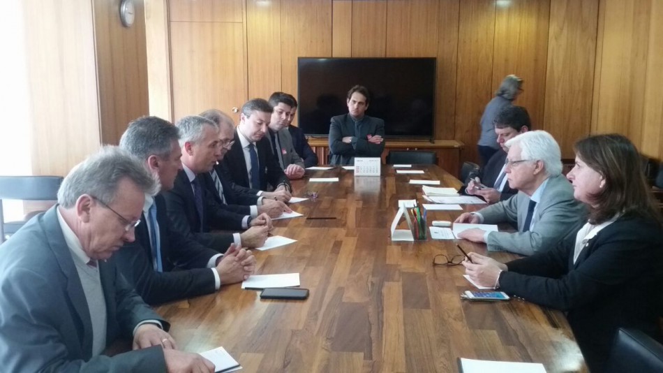 Napoleão Bernardes recebe sinalização de solução para BRs em Santa Catarina