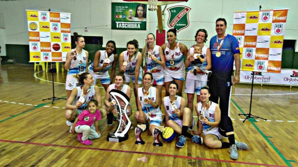 Basquete feminino conquista o título do Campeonato Catarinense