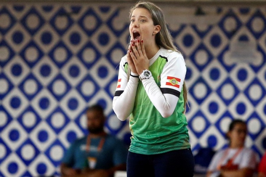 Técnica de Blumenau vai dirigir a Seleção Brasileira de Basquete Sub-14