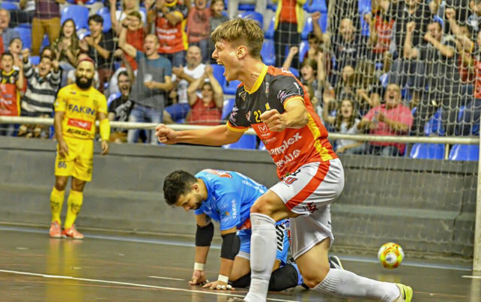 Classificado, Blumenau Futsal empata com Jaraguá pelo Estadual