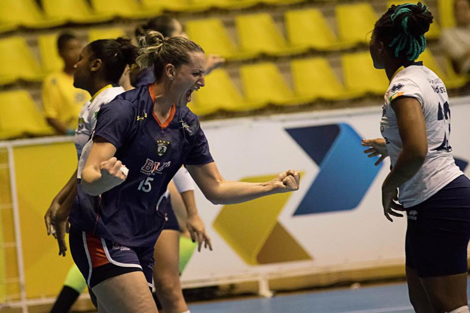 Handebol feminino se garante na fase final da Liga Nacional