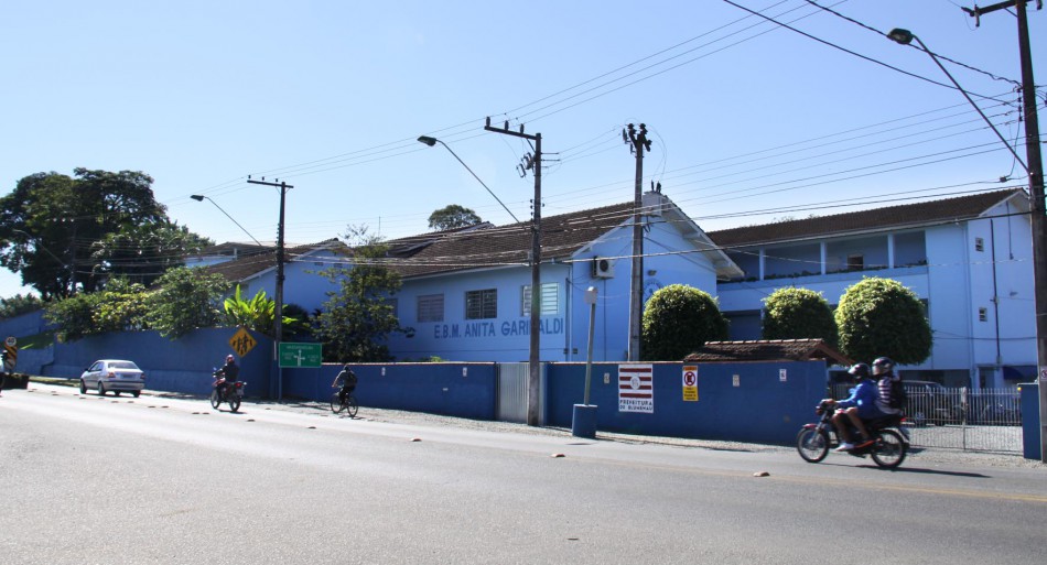 Cras Itoupavas realiza ação comunitária na EBM Anita Garibaldi no sábado
