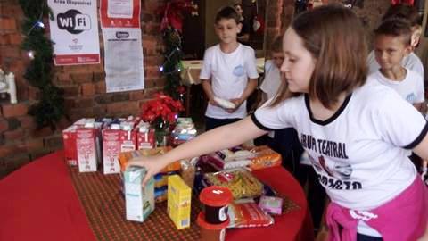 Natal Encantado arrecada alimentos para Hospital Misericórdia