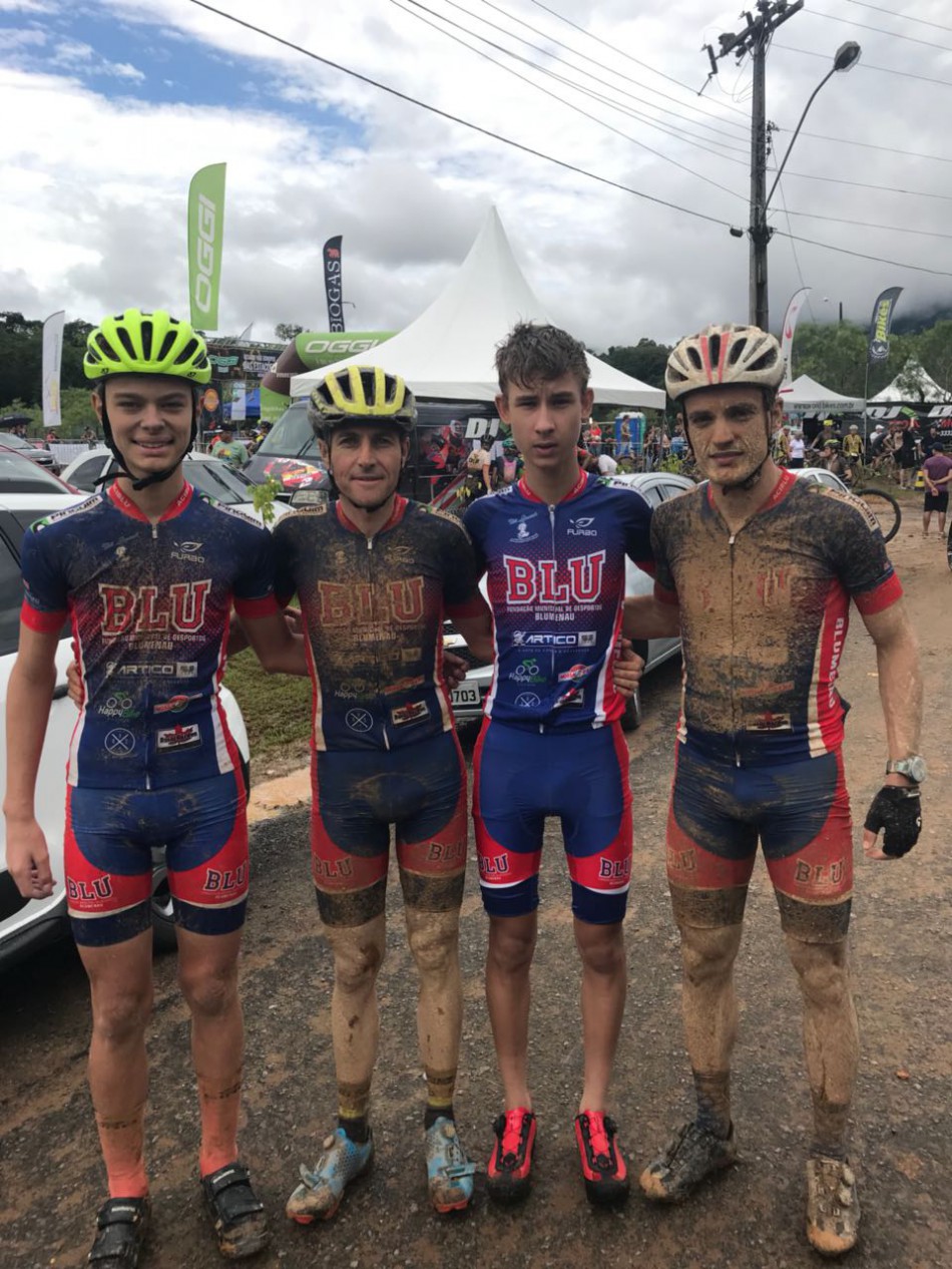 Ciclismo de Blumenau conquista três pódios em Indaial