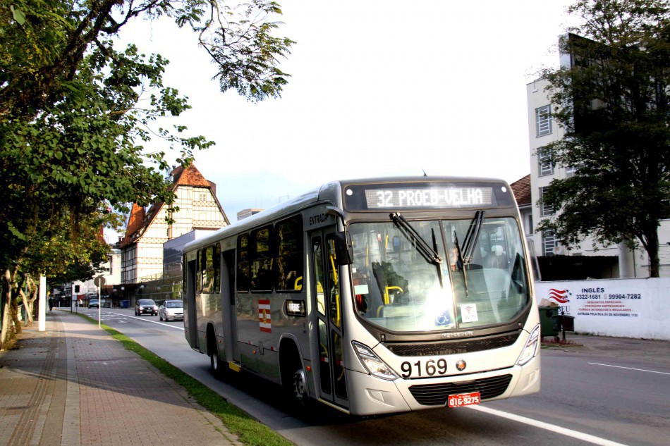 Transporte coletivo volta a operar com suas tabelas normais de horários
