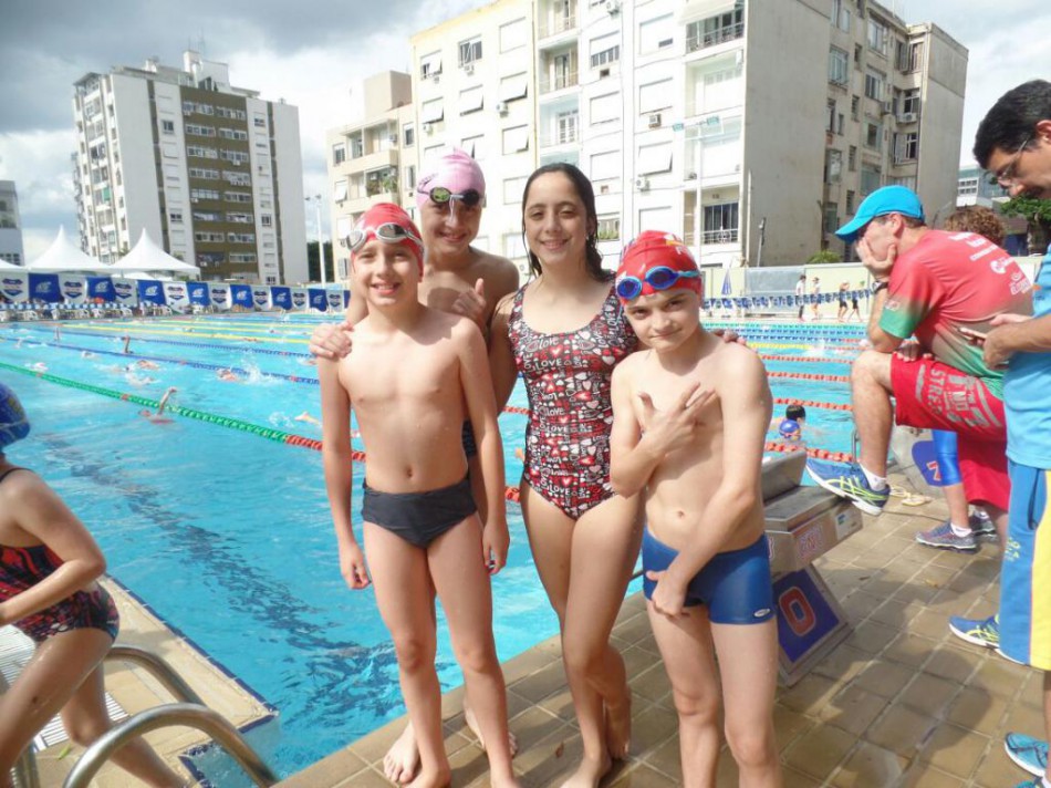 Natação conquista três medalhas no Sul-Brasileiro Mirim Petiz no RS