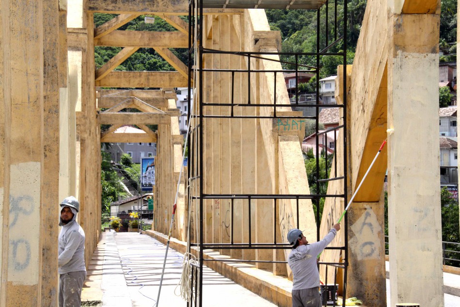 Trânsito na Ponte dos Arcos será fechado no sábado e domingo